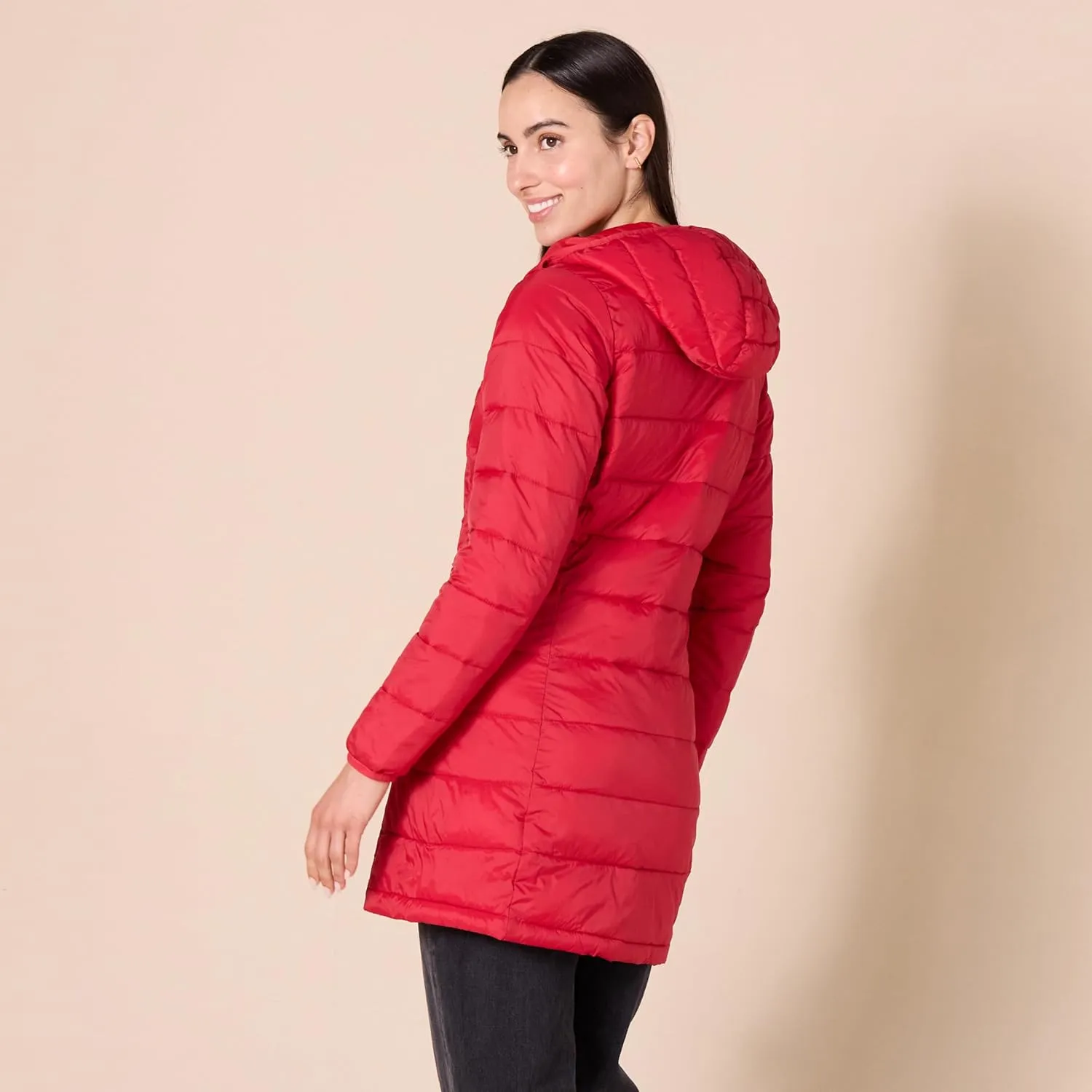 Amazon Essentials Women's Lightweight Water-Resistant Packable Hooded Puffer Coat (Available in Plus Size)