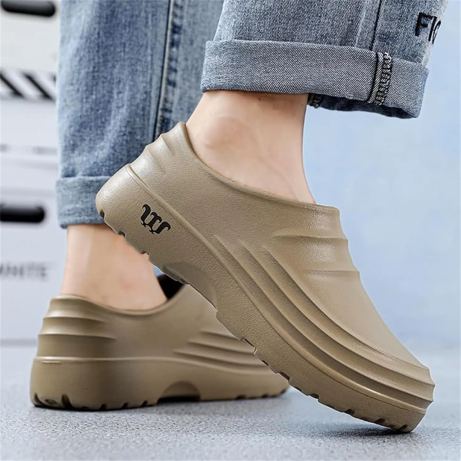 Armadillo Chef Shoes for Men Women Lightweight & Waterproof Non Slip Healthy Clogs Comfortable Oil Resistant Kitchen Garden Nurse Beach Shoes Unisex