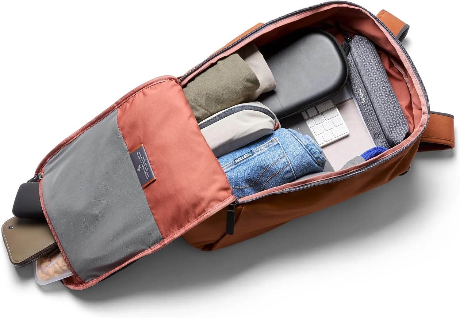 Bellroy Transit Workpack (26 liters, laptops up to 16, tech accessories, gym gear, shoes, water bottle, daily essentials) - Bronze