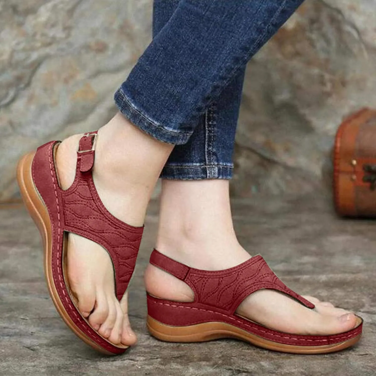 Cathalem Orthopedic Sandals for Women Arch Support 2024 Casual Summer Shoes Flip Flops Comfy Lightweight Breathable Sandals