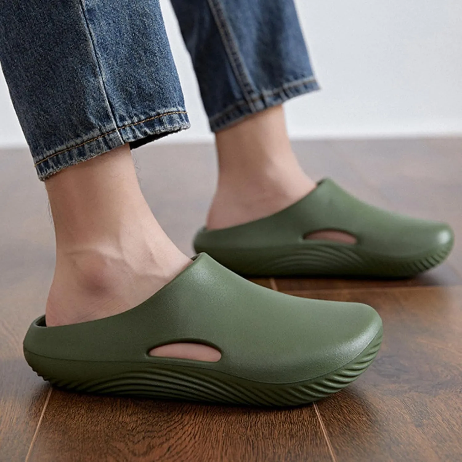 Garden Clogs for Women Men Lightweight Slip-on & Arch Support Nurse Sandals,Comfort Non-Slip & Waterproof Mules,Summer Outdoor Beach Soft Travel Shoes Classic Closed Toe Sandals Unisex