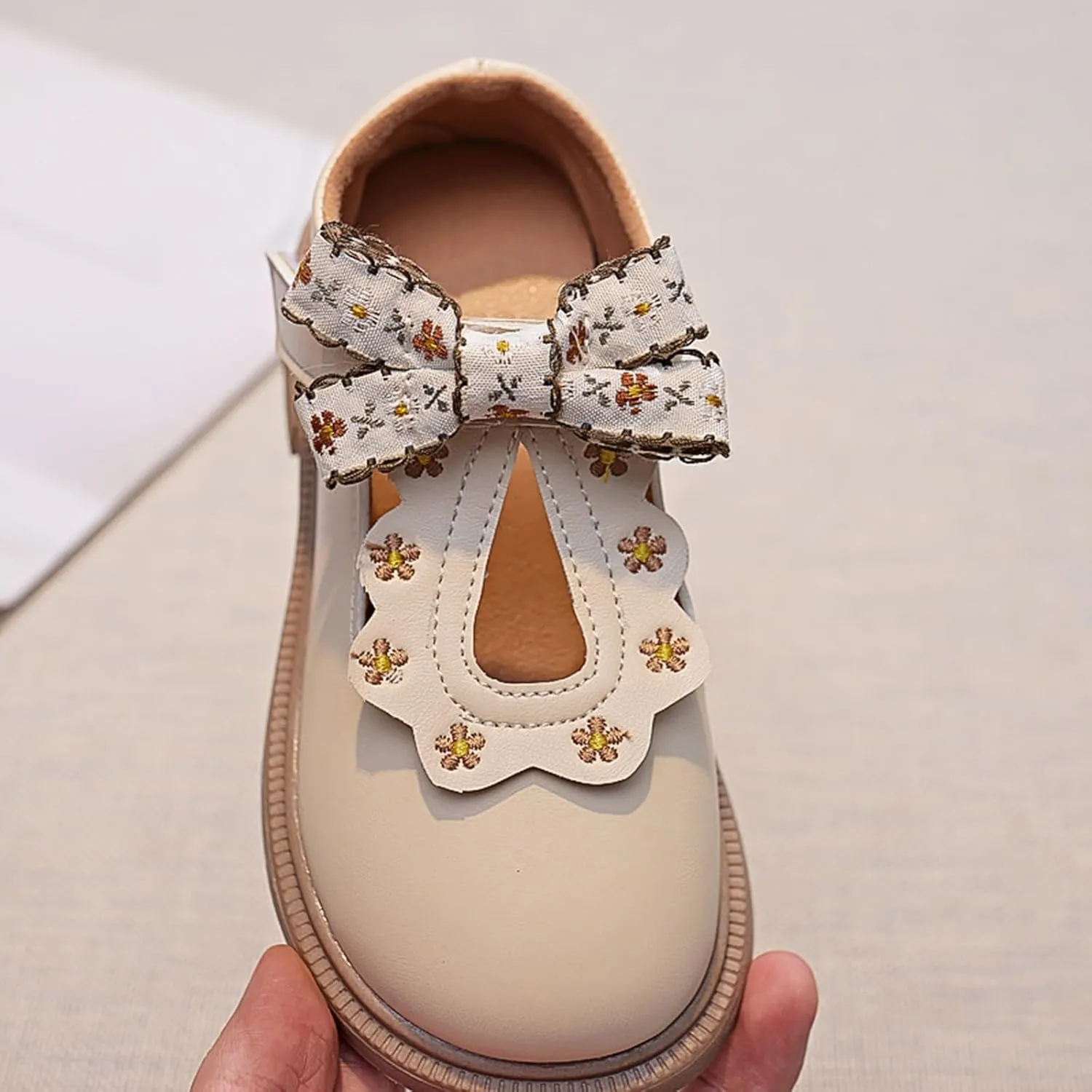 Girls Closed Toe Mary Jane Flats Flower Bow Tie Dress Shoes Soft Sole Leather Wedges Ballet Sandals Wedding Party