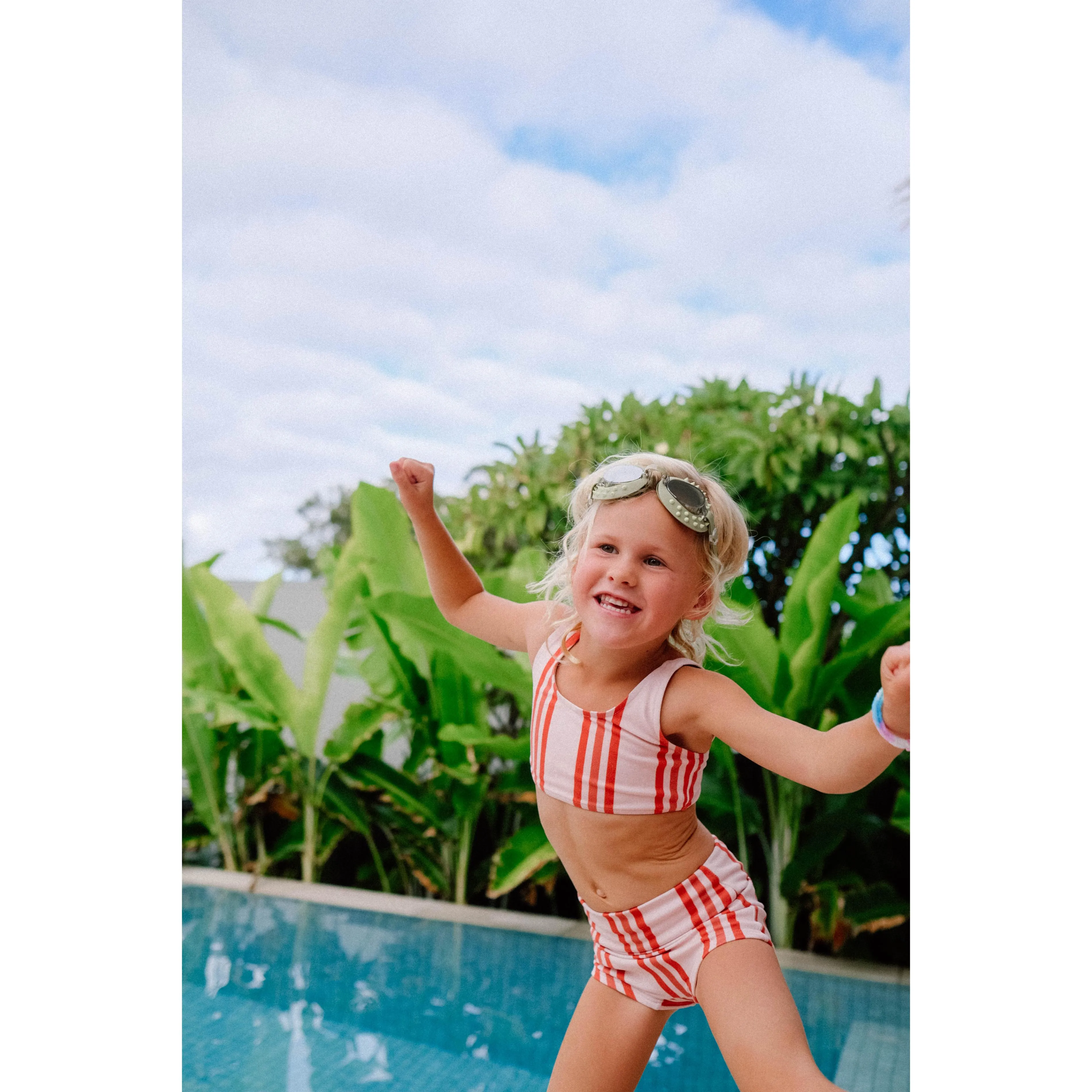Kids Swim Goggles Cookie The Croc Khaki