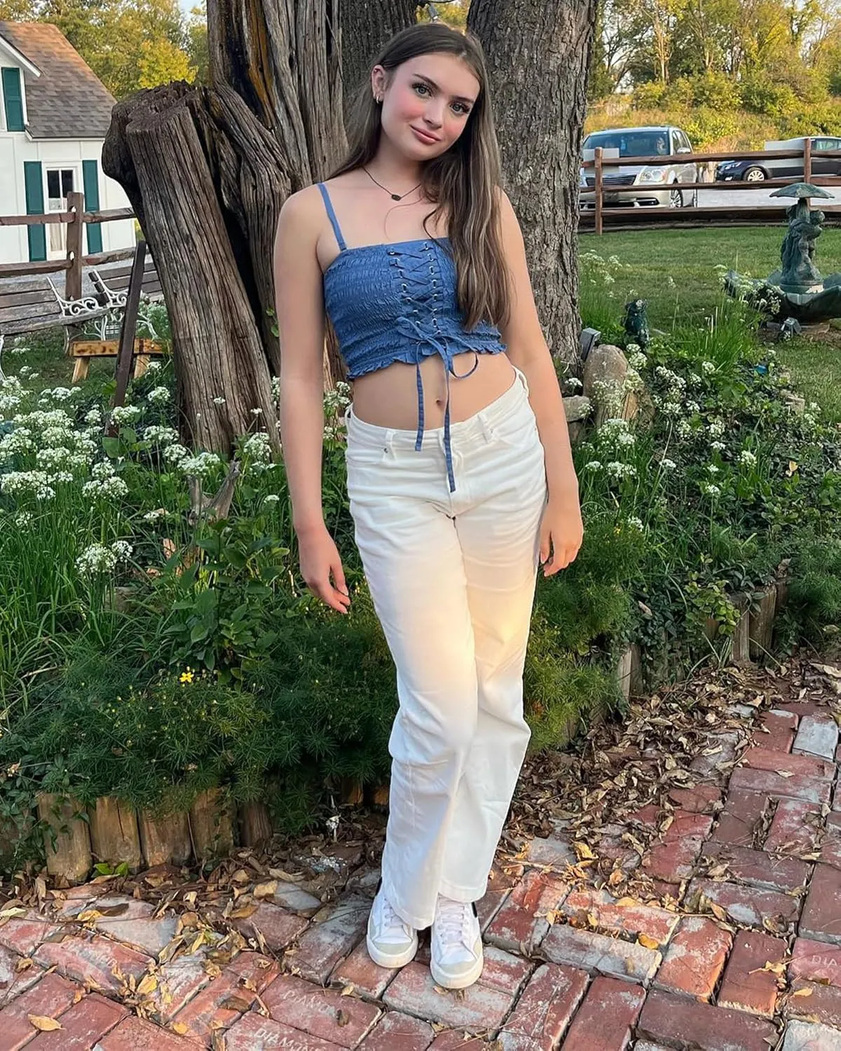 luvamia Wide Leg Jeans for Women High Waist Stretchy Classic Baggy Flare Jeans Denim Pants for Women