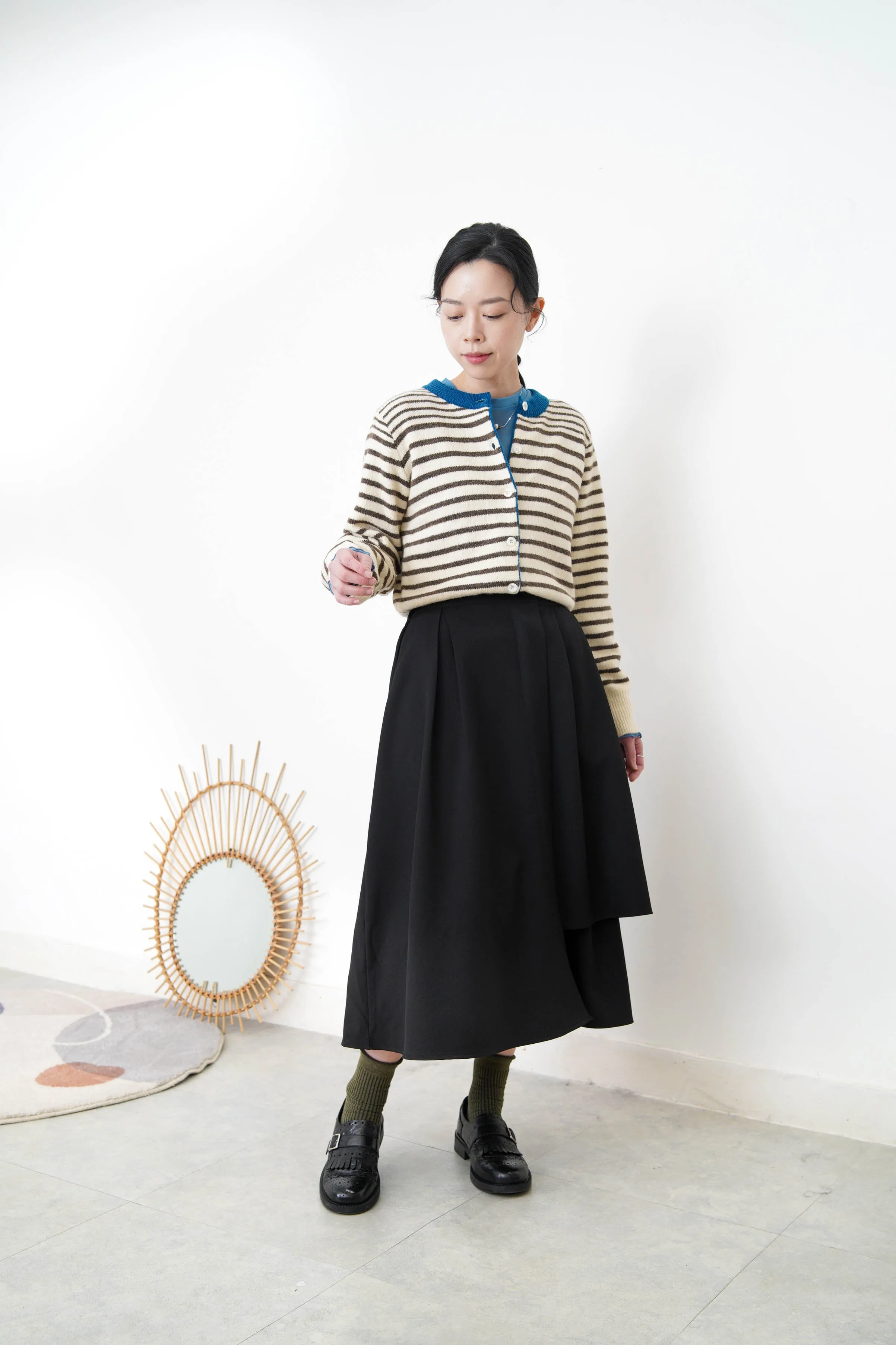 Stripes cardigan in blue outline trimming