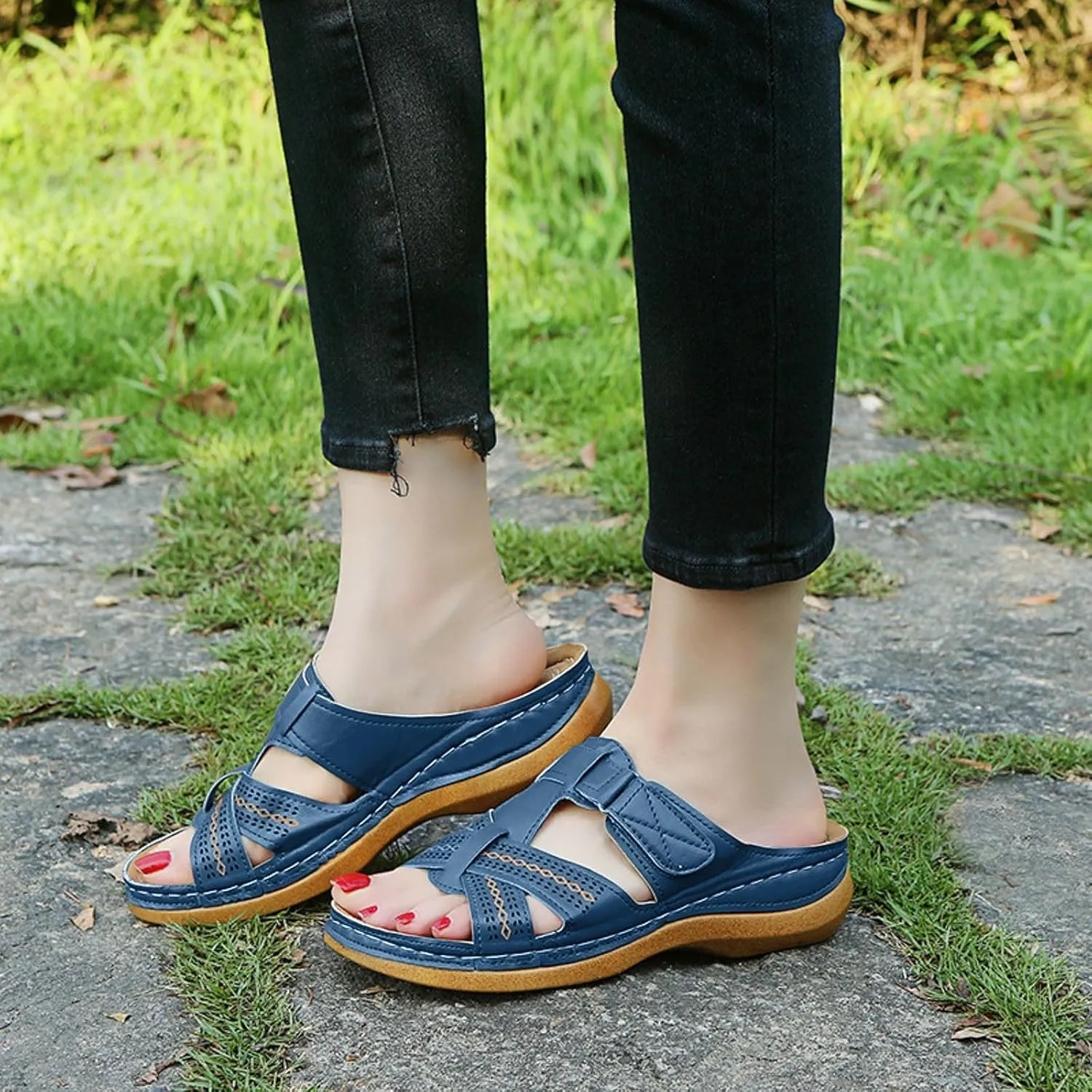 SuanlaTDS Orthopedic Sandals for Women Summer Comfortable Wedge Platform Walking Sandals with Arch Support Casual Outdoor Flat Open Toe Low Heels Wedges Slip On Slide Sandals Slippers