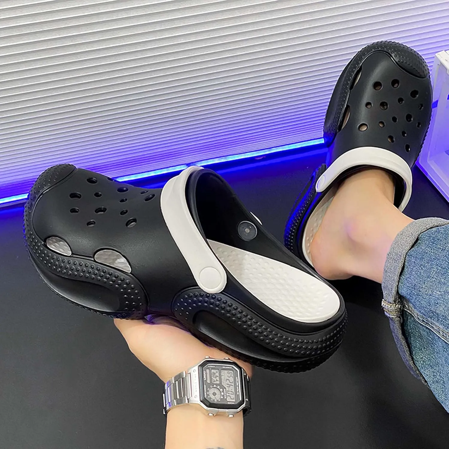 Women Men Clogs Garden Shoes Arch Support Sandals Slippers Summer Outdoor Casual Swimming Pool Beach Sandals Lightweight Soft Bottom Mule Slippers