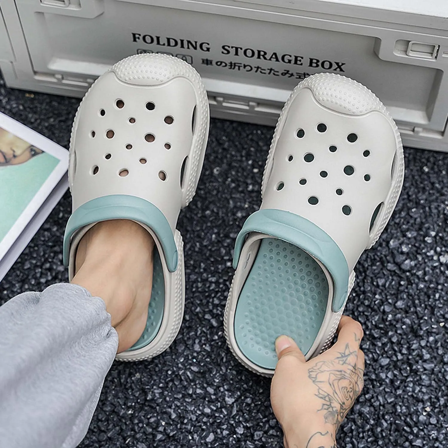 Women Men Clogs Garden Shoes Arch Support Sandals Slippers Summer Outdoor Casual Swimming Pool Beach Sandals Lightweight Soft Bottom Mule Slippers