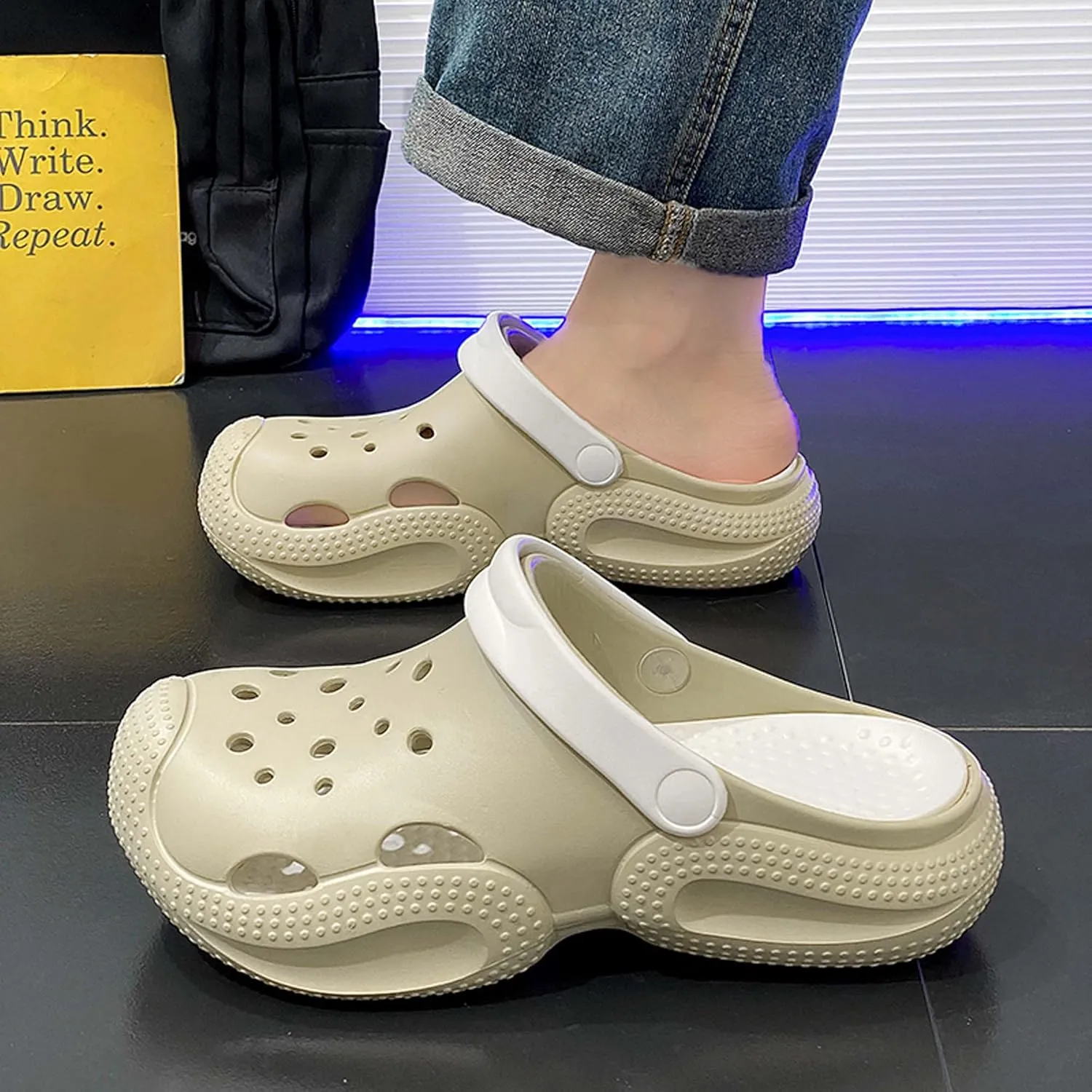 Women Men Clogs Garden Shoes Arch Support Sandals Slippers Summer Outdoor Casual Swimming Pool Beach Sandals Lightweight Soft Bottom Mule Slippers
