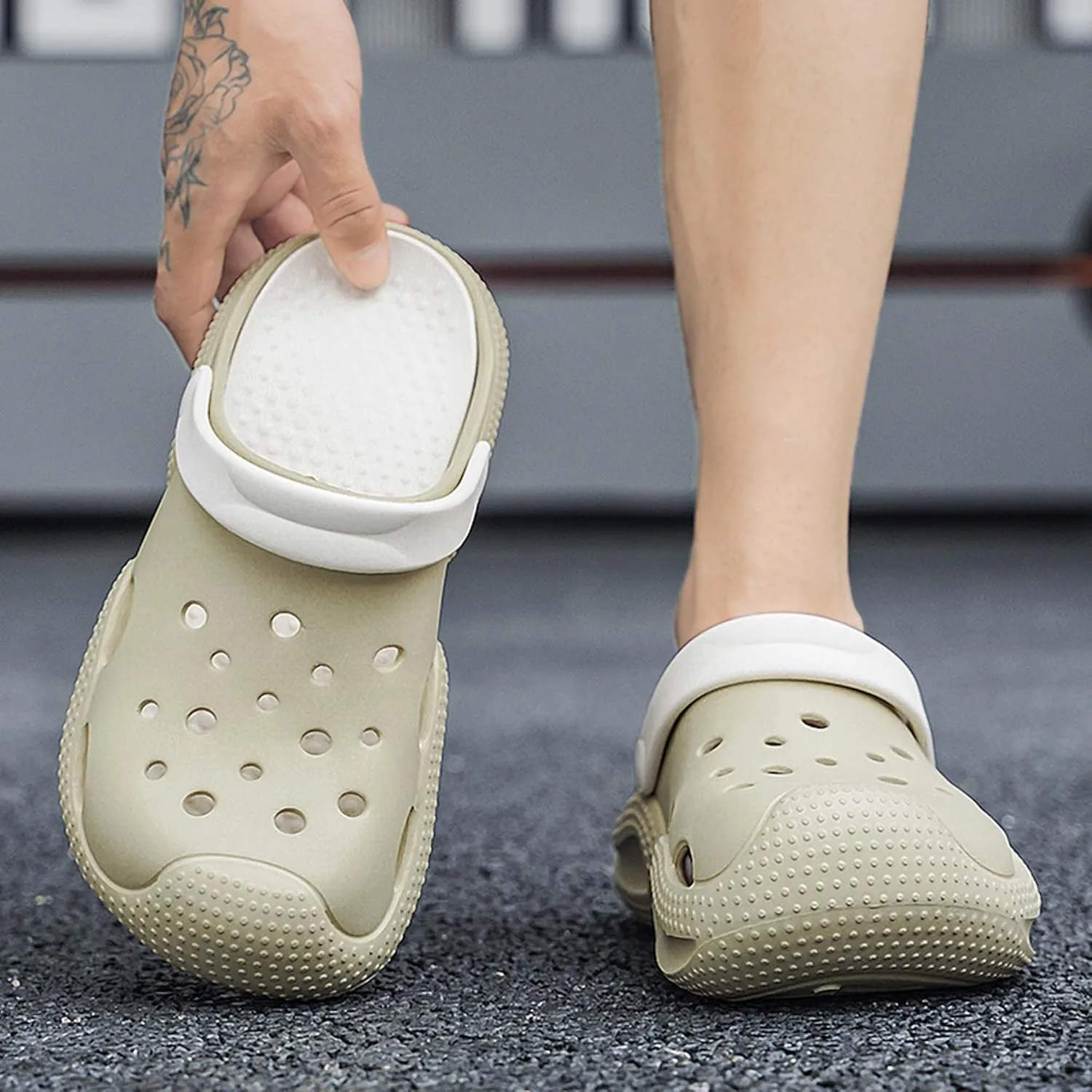 Women Men Clogs Garden Shoes Arch Support Sandals Slippers Summer Outdoor Casual Swimming Pool Beach Sandals Lightweight Soft Bottom Mule Slippers