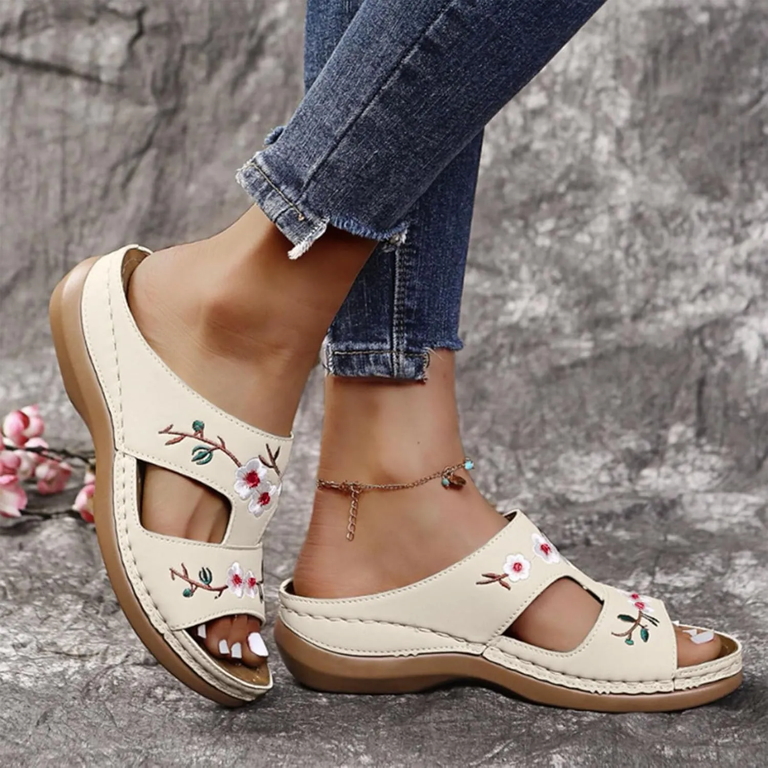 Women Orthopedic Wedge Sandals with Arch Support 2025 Summer Casual Boho Open Toe Flower Wide Width Open Toe Slip On Embroidered Flower Hollow Fish Mouth Beach Walking Slipper