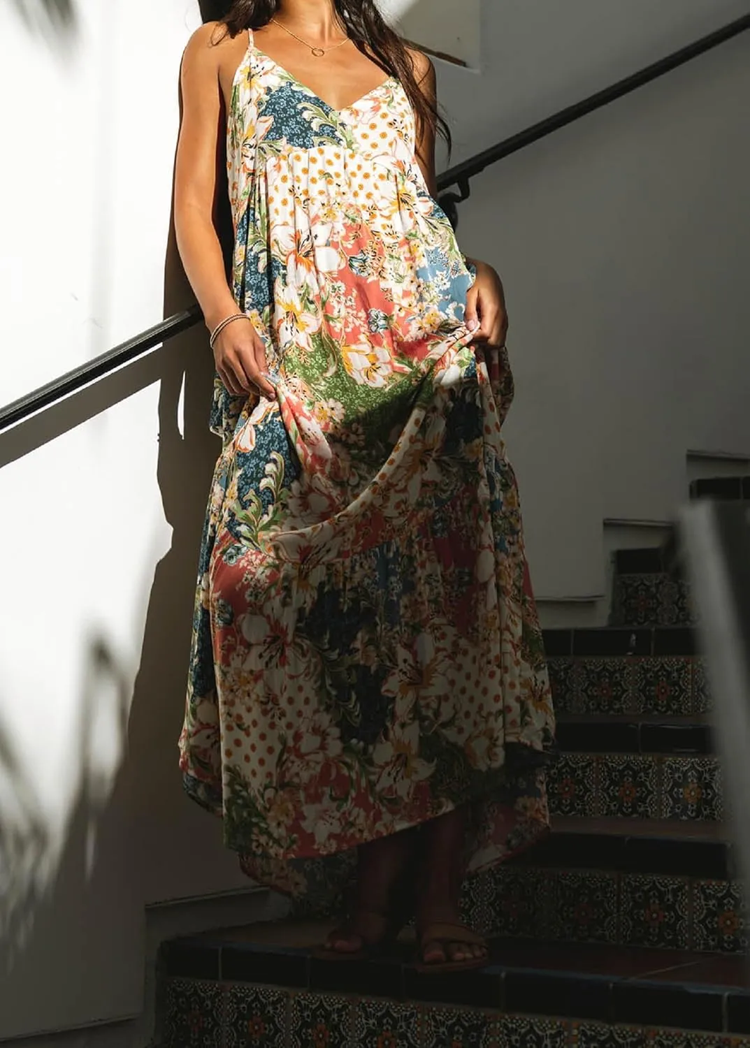 Women Spaghetti Strap V Neck Floral Maxi Dress Sleeveless Flowy Tiered Long Dress Colorful Summer Vocation Sundress