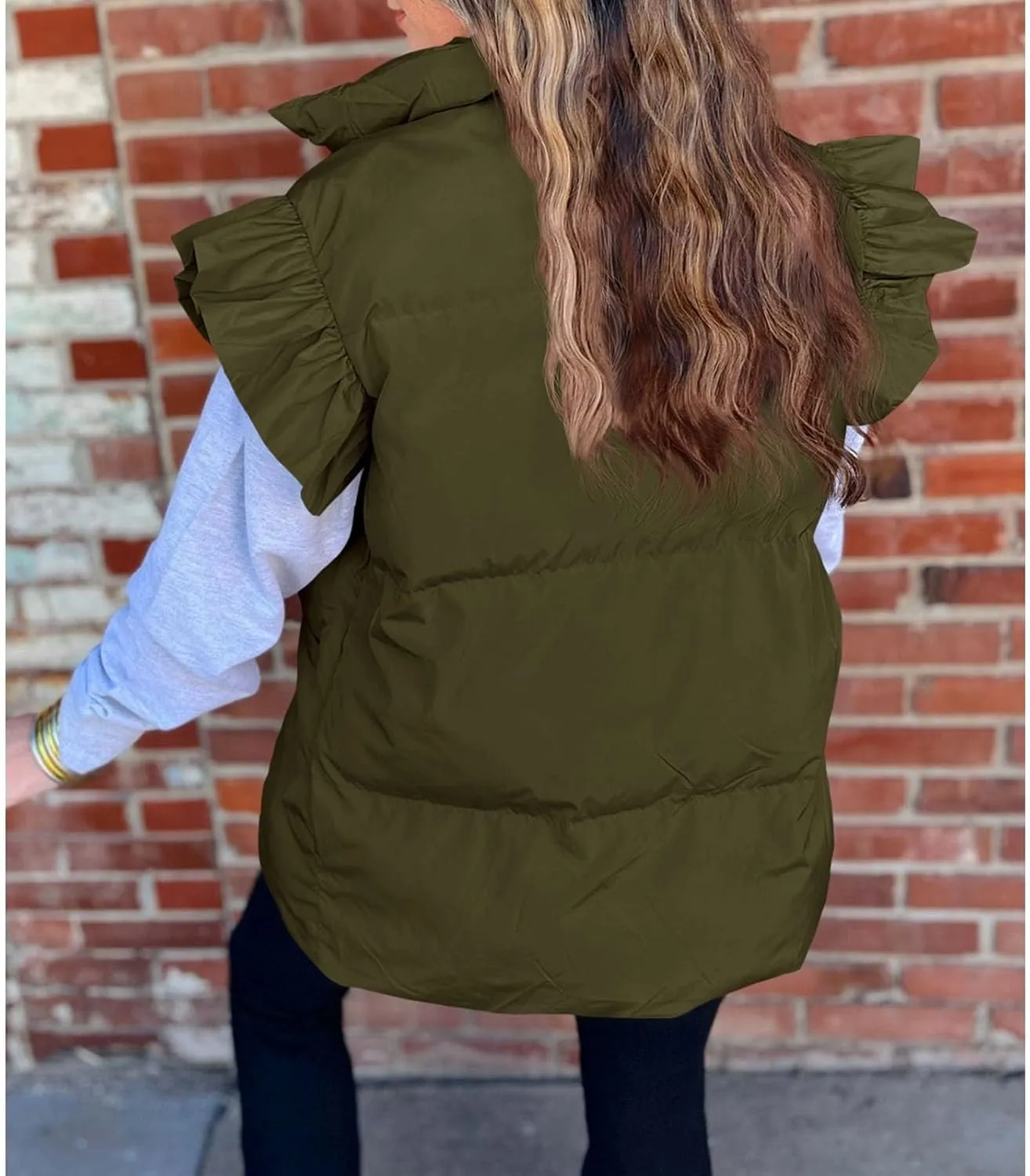 Womens Ruffle Sleeve Quilted Puffer Vest Button Down Puffy Bubble Jackets 2023 Trendy Lightweight Sleeveless Winter Outwear